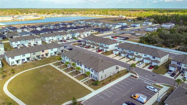 Building Photo - 373 Grand Pne Ln