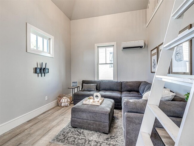 Building Photo - 91 Ridgeline Rd