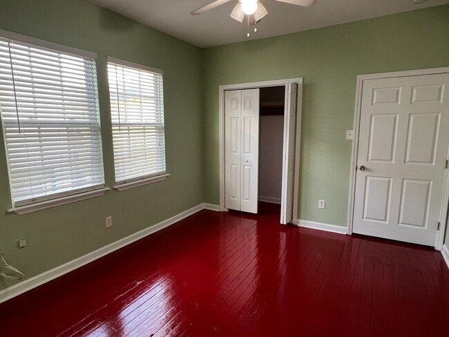 Building Photo - 3030 Toulouse St