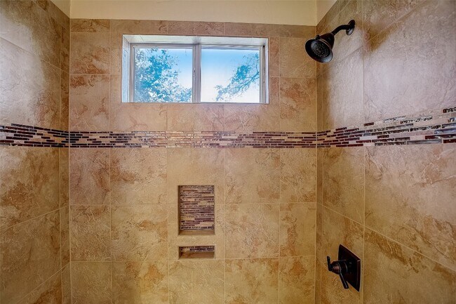 Building Photo - 7449 Peabody Dr