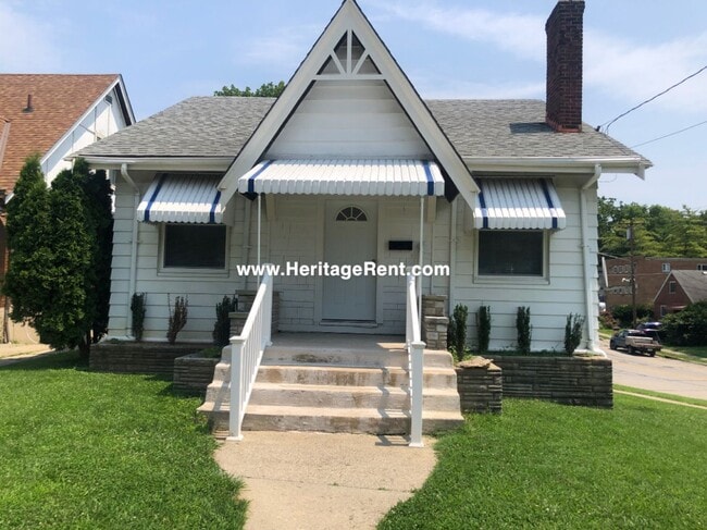 Primary Photo - Updated 2 Bedroom home in Cheviot
