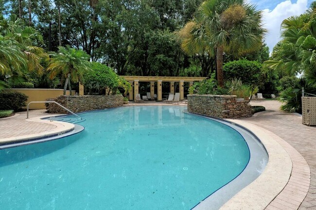 Building Photo - 1420 Lake Shadow Cir
