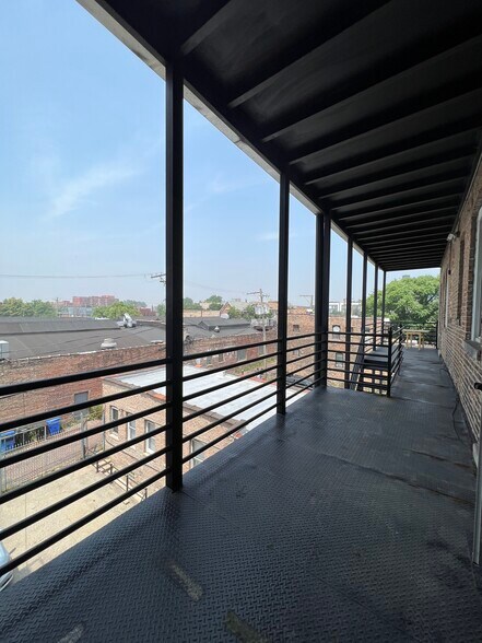 Building Photo - 2120 S Halsted St