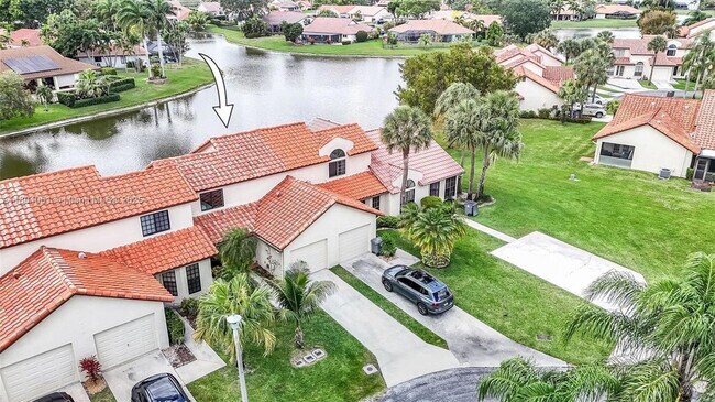 Building Photo - 10323 Hidden Springs Ct