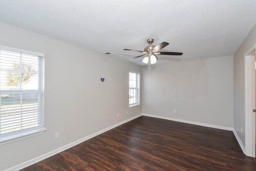 Building Photo - 306 Hank Aaron Cove