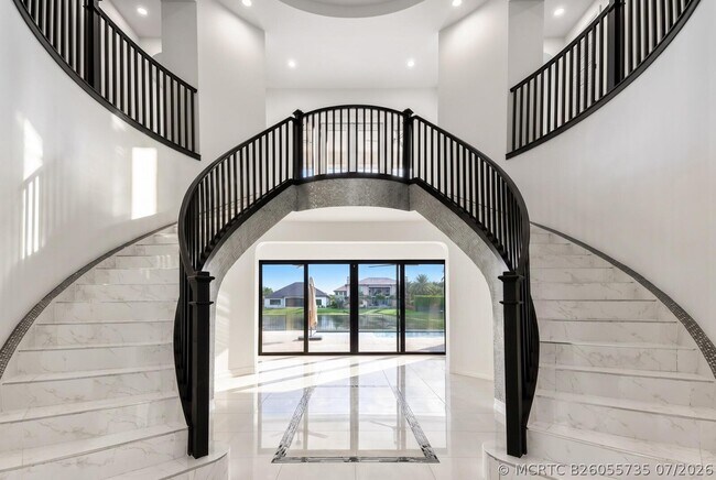 Building Photo - 9065 Watercrest Cir E