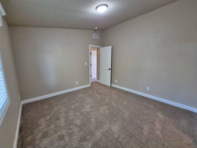 Building Photo - 4545 Big Eagle Ln