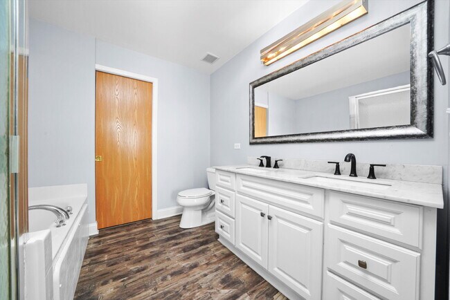 Building Photo - Modern 3-Bed, 2.5-Bath Townhome with Pond ...