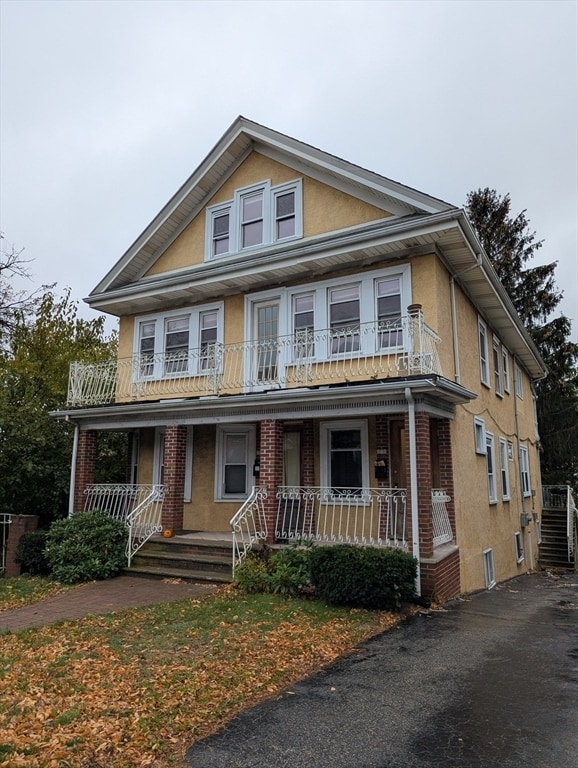 Building Photo - 376 Fellsway W