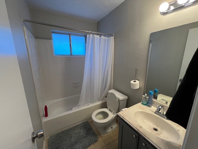 Building Photo - 24131 Tayloe House Ln