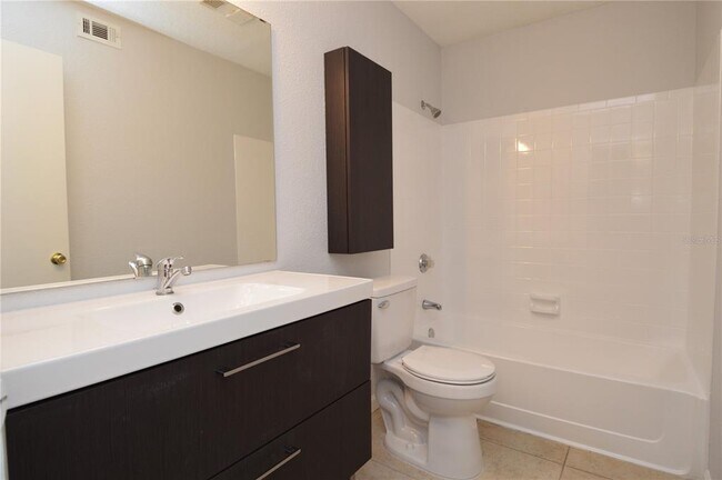 Building Photo - 8645 Fancy Finch Dr