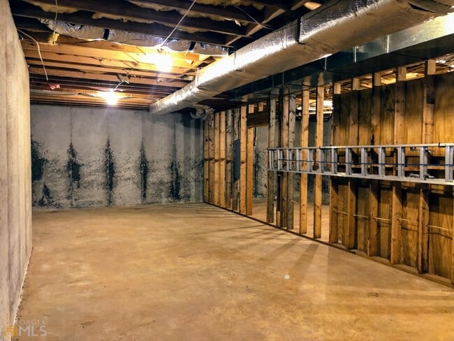 Building Photo - 363 Goose Creek Ln