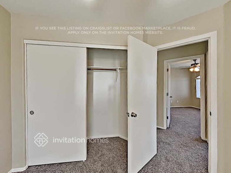 Building Photo - 7436 W Crest Ln