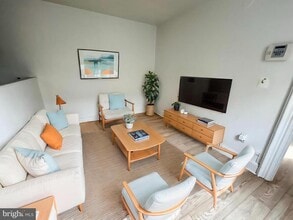 Building Photo - 3618 Spring Garden St