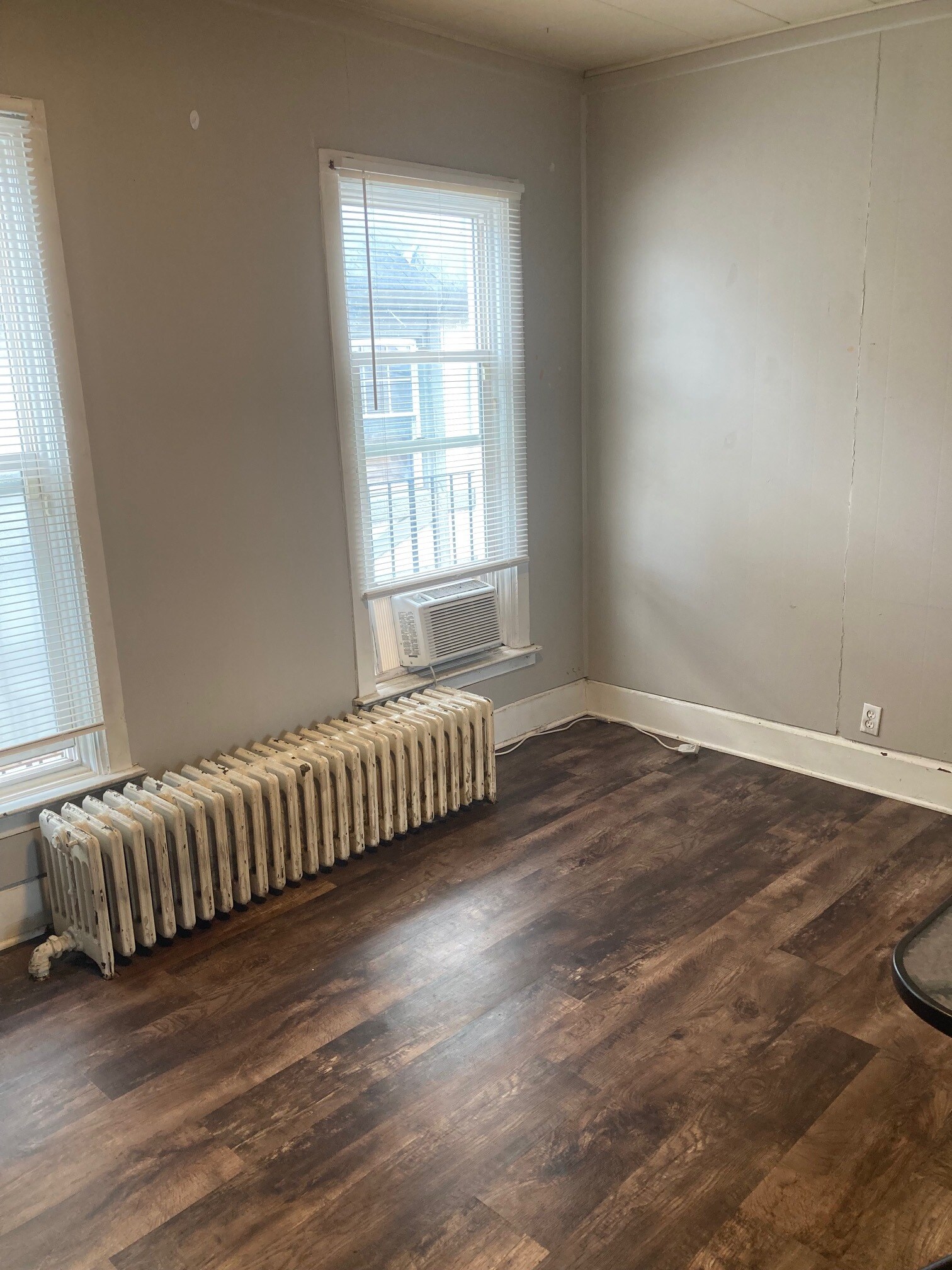 Main Room - 16 E Main St