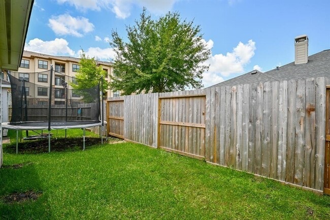 Building Photo - 4903 Lake Gladewater Ct