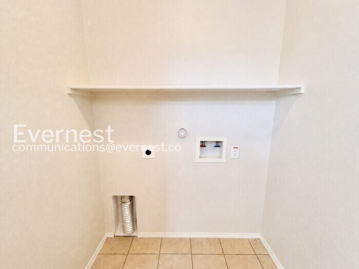 Building Photo - 7105 Cotton Seed Dr