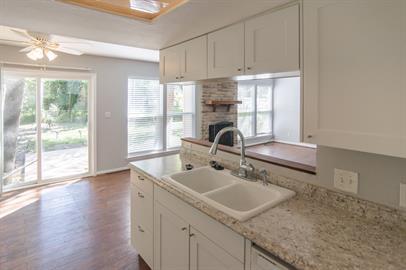 Building Photo - 1506 Aquifer Cove
