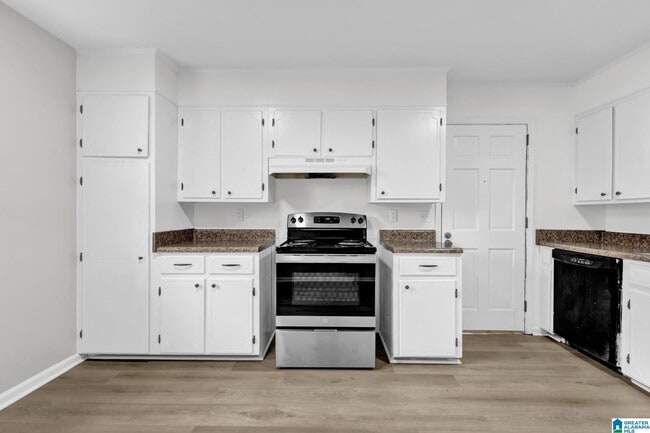 Building Photo - 1737 Boise Ave SW