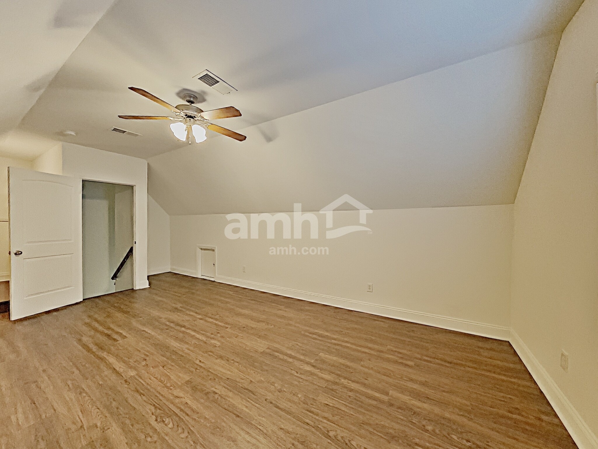 Building Photo - 3415 Cornerstone Dr