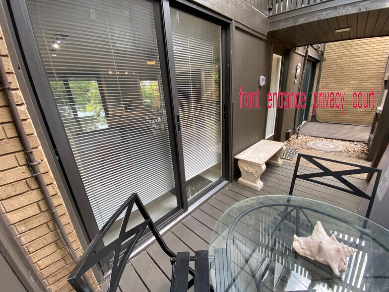 front privacy court - 3B Sandy Cove Rd