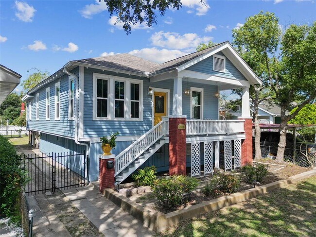 Building Photo - 3610 Avenue P 1/2