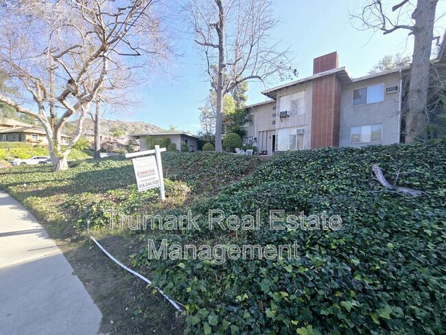 Primary Photo - 2308 N Verdugo Rd