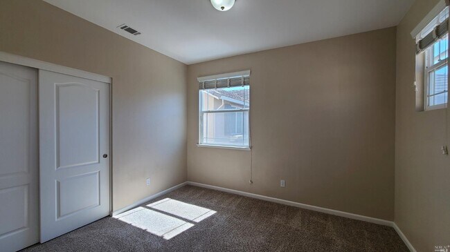 Building Photo - 5018 Brown Ln