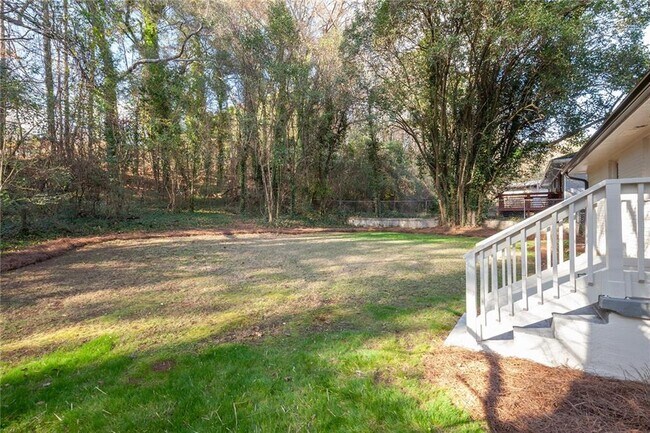 Building Photo - 2359 Polar Rock Ave SW