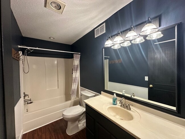 Building Photo - 2 Months Free on an 13-Month Lease with a $300 Gift Card- 4 Bedroom Home with Fully Fenced-In Lar...