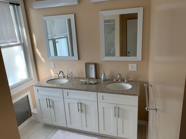 Main Bathroom Vanity - 415 Sunset Ave