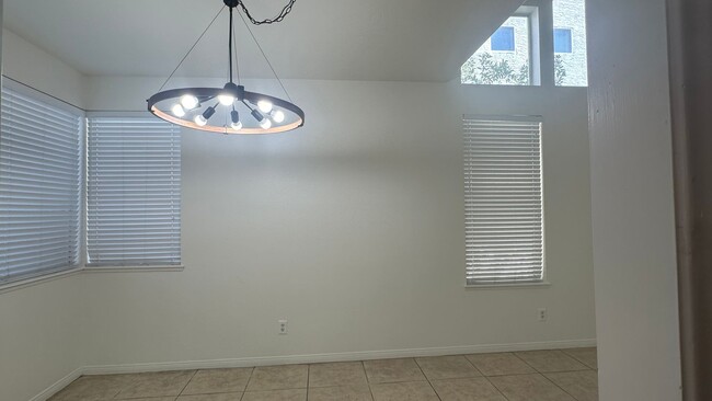 Building Photo - SUMMERLIN HOME WITH 5 BEDROOMS (INCLUDE SOME UTILITIES)