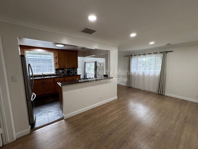 Building Photo - 1972 Fanwood Ave