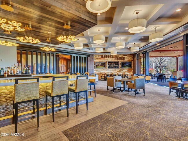 Building Photo - 1634 W Owens Way