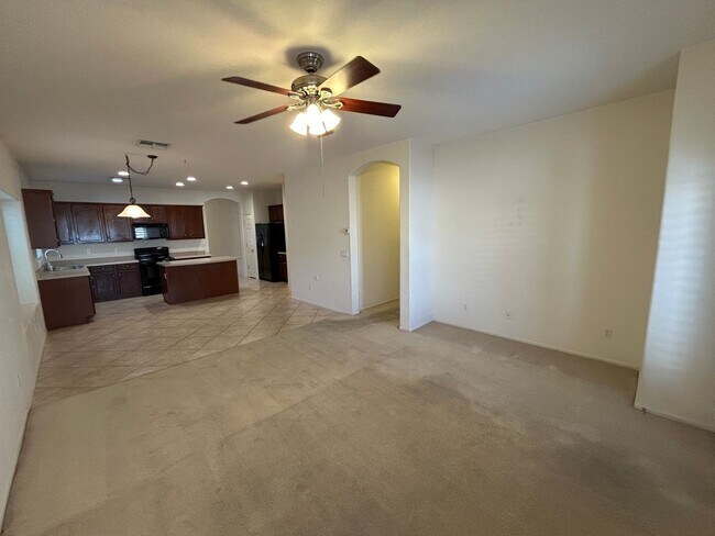 Building Photo - 14542 W Watson Ln