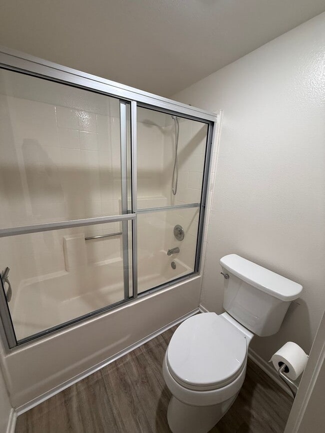 Building Photo - Terrific 2Br/2Ba Condo in gated community of Morada in Rancho Bernardo - Updated 2nd floor