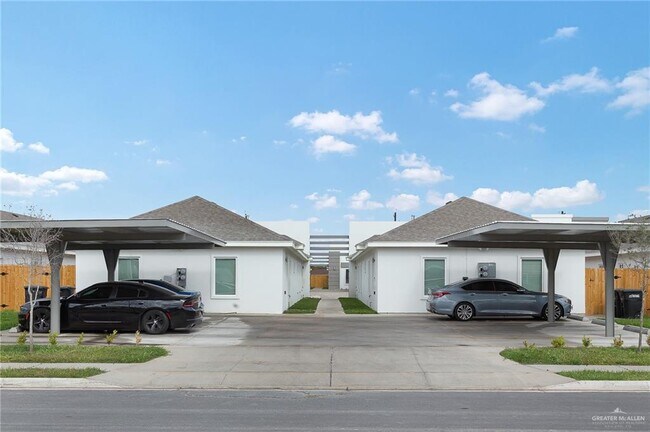 Building Photo - 4705 Mulberry Ave