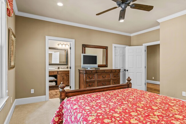 Building Photo - 1171 Wrayswood Cir