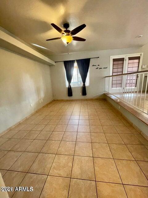 Building Photo - 3705 E Topeka Dr