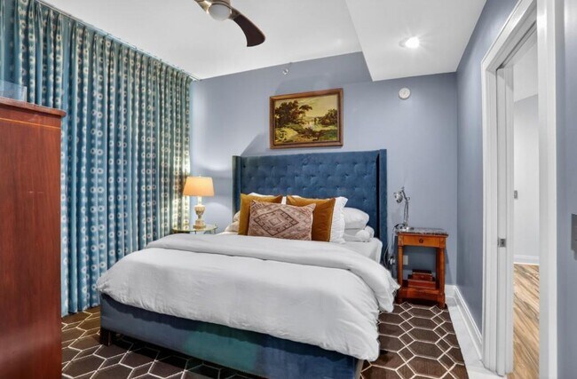 Building Photo - 905 Juniper St NE