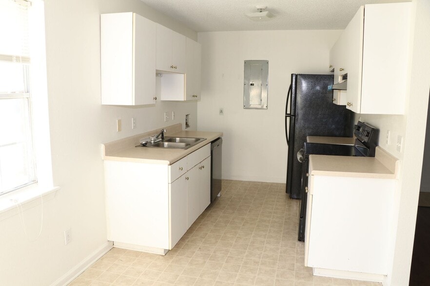 Interior Photo - White Hall Estates