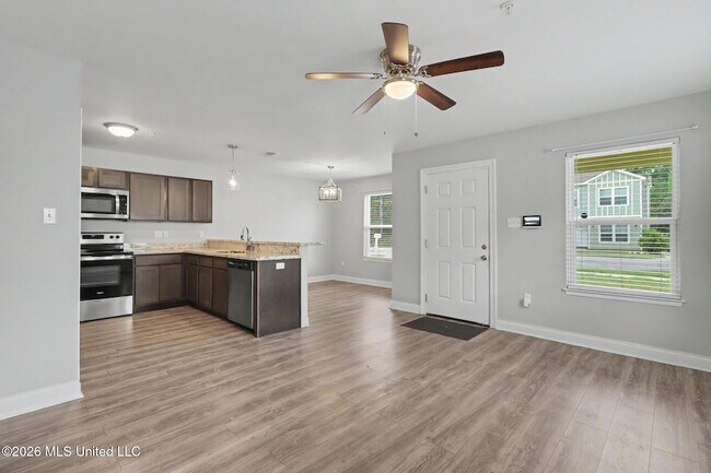Building Photo - 12056 Turnberry Ln