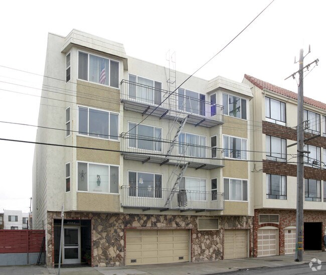 Primary Photo - 1230 La Playa St