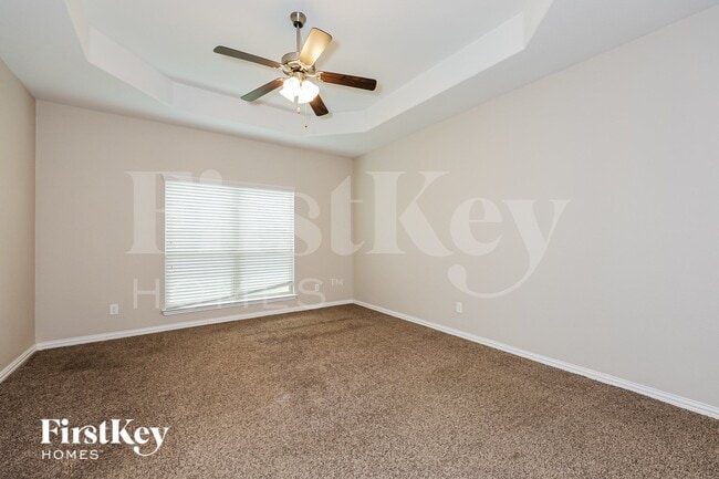 Building Photo - 3213 Charing Cross Rd