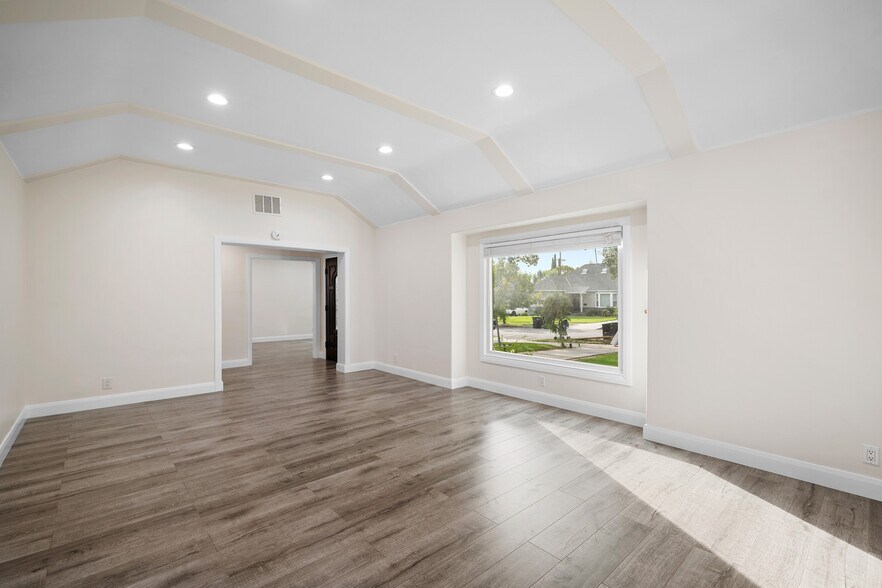 Building Photo - 1250 Bruce Ave