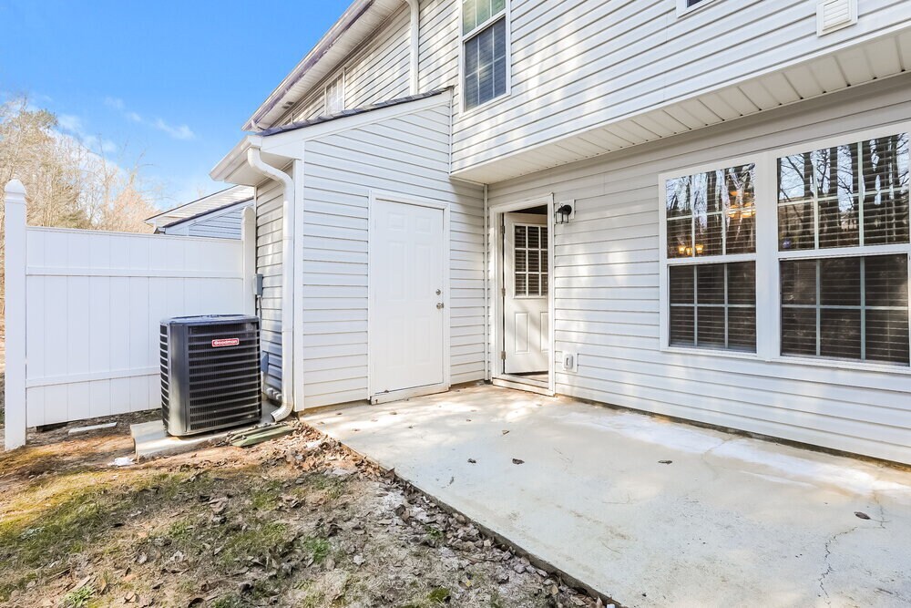 Building Photo - 3904 Waldrop Ln