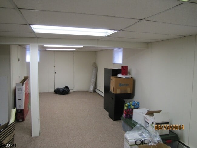 Building Photo - 298 Luddington Ave