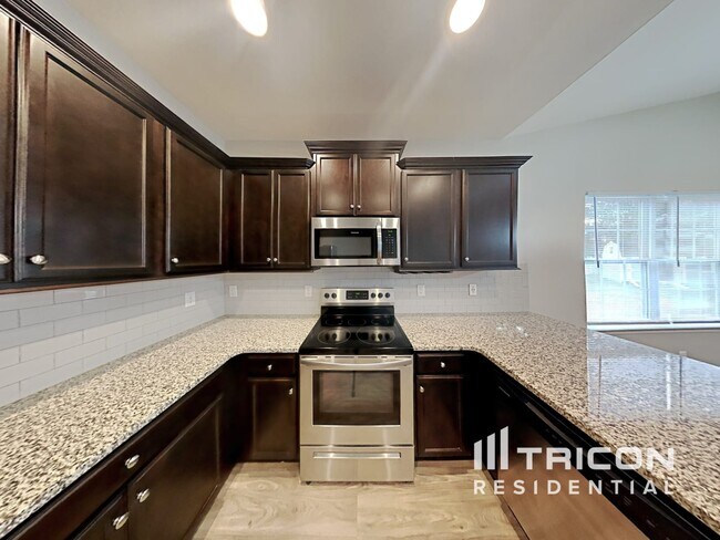 Building Photo - 909 Wild Lilac Ct