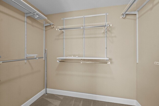 Building Photo - 743 Calico Trail