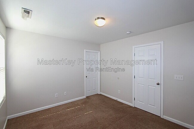 Building Photo - 508 Bayou Ct